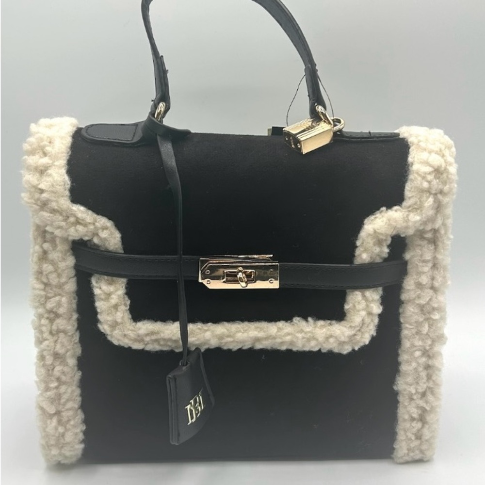 Elegant Black and Cream Handbag